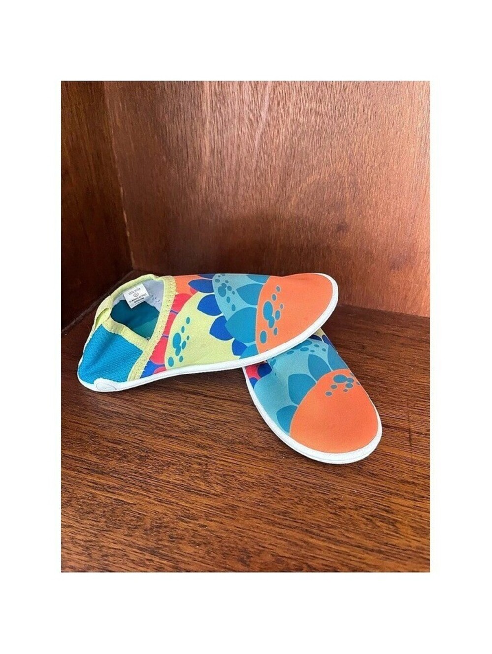 Speedo Water shoes Kids 11-12 Dinosaur
